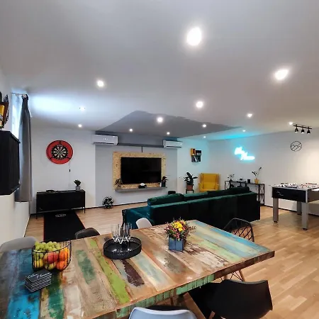 Vibe House * פראג